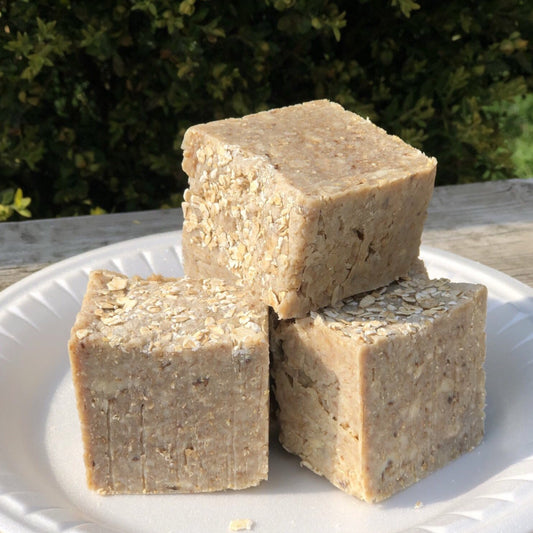 Oatmeal & Chamomile Face & Body Bar (dry and sensitive skin)